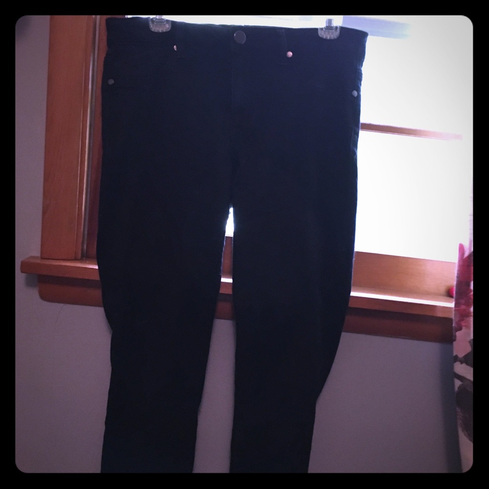 Black skinny jeans